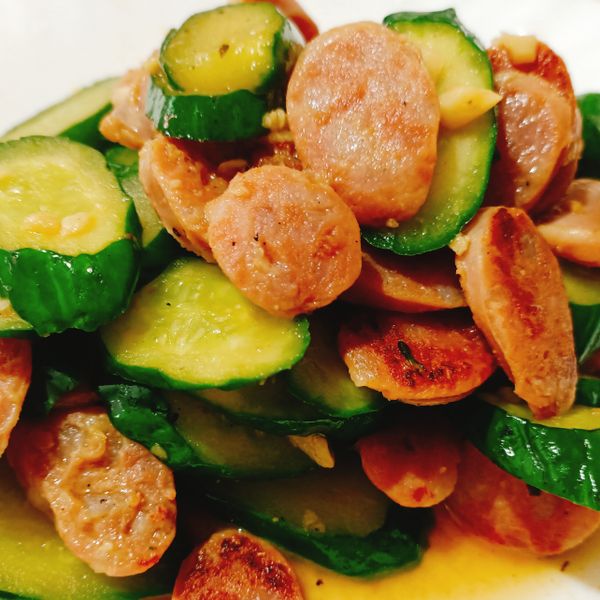 #71 小黃瓜炒香腸 : Chen Hui Huang一起做