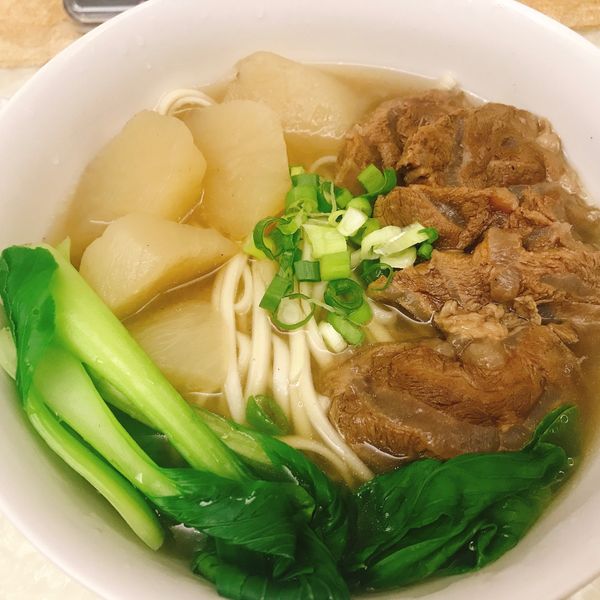 清燉牛肉麵：張玉芊 一起做