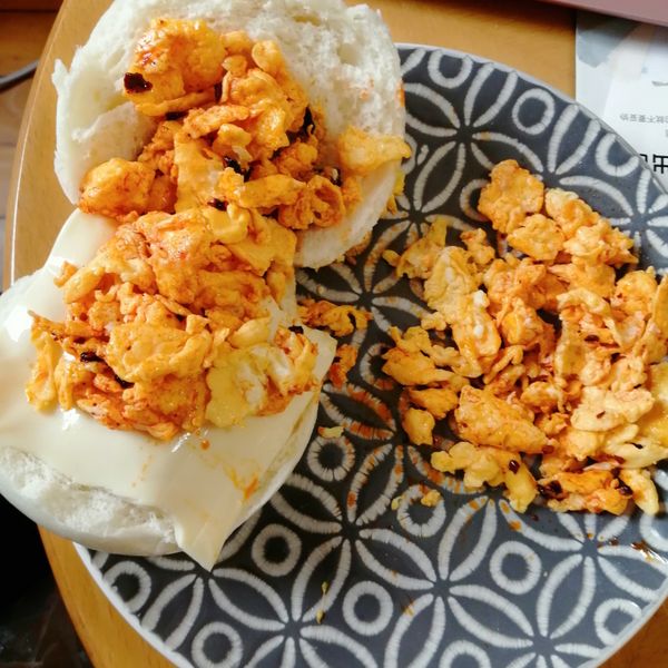 [五分鐘早餐] 奶油炒蛋吐司 : Mercury 一起做