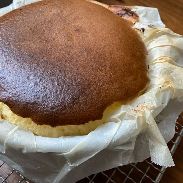 【新手必學】巴斯克焦香乳酪蛋糕 : kitty一起做