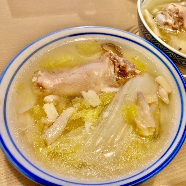 蒜頭洋蔥雞湯-手繪食譜:Laura 一起做
