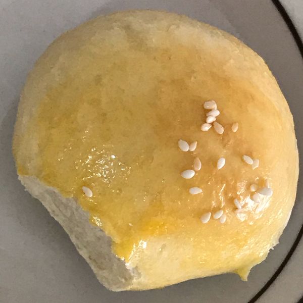 鬆軟香濃奶油小餐包 【手搓麵糰 直接法】：Vivien 一起做