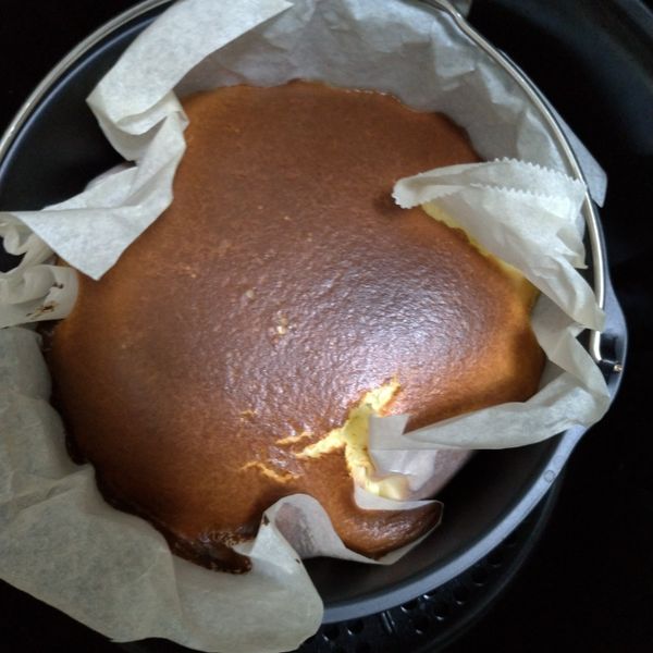 氣炸鍋@巴斯克乳酪蛋糕 成功率100% : tinyu67一起做