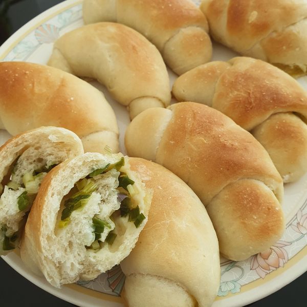 零失敗超人氣,鹽香味的蔥香奶油捲麵包。:Dana Chang 一起做