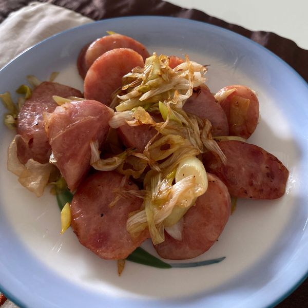 蒜炒香腸：Olivia 一起做