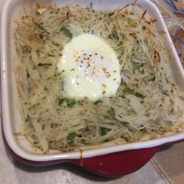 10分鐘假日快速早餐～馬鈴薯鳥巢烤蛋 : 荻米一起做