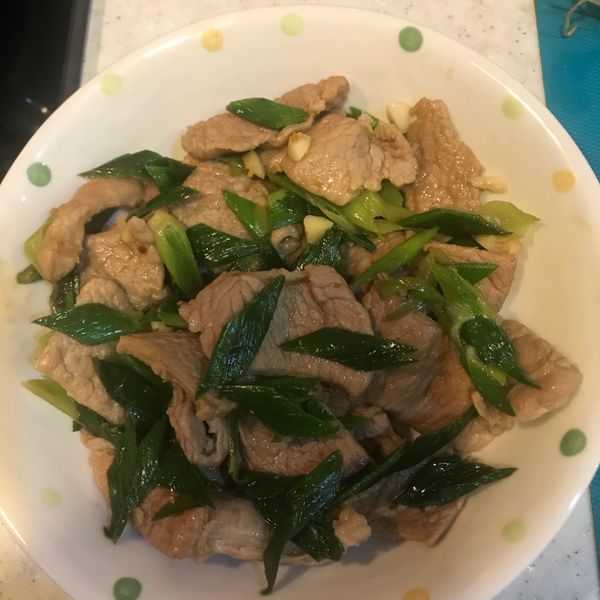 お弁当-180507-蒜苗二層肉 : Natalie Chang一起做