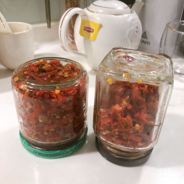 嗜辣的看過來！自製蒜頭辣椒醬！ : Lee 一起做