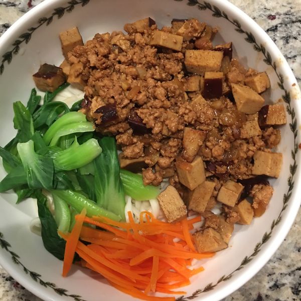 家常料理-炸醬麵 : 張簡玟玟一起做