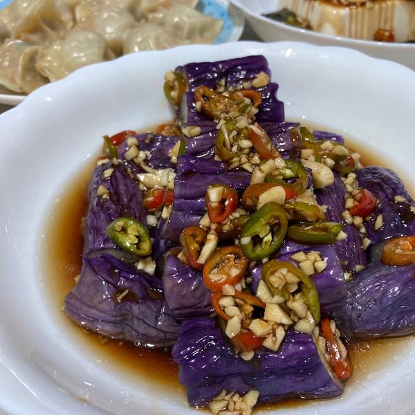 蒜辣涼拌紫茄（涼拌茄子） : Yolanda Lee一起做