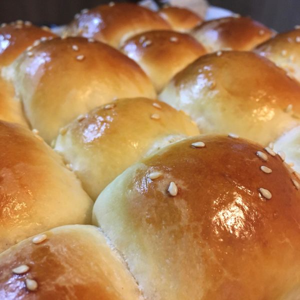 鬆軟香濃奶油小餐包 【手搓麵糰 直接法】：李零零 一起做