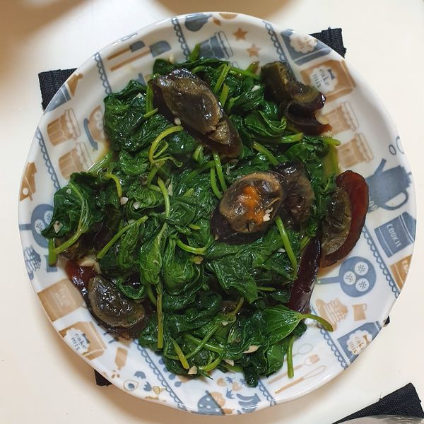 皮蛋地瓜葉 : Wendy Tsao一起做