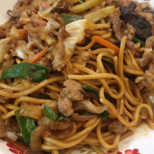 經典台式肉絲炒麵(超好吃) : 王思琪一起做