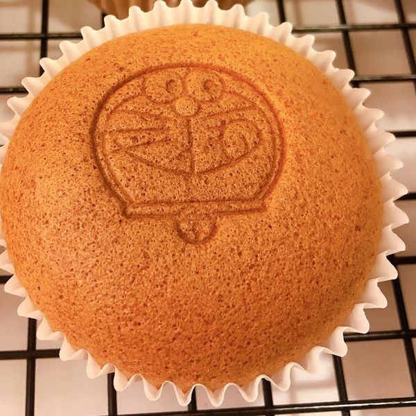 撞牆n次的戚風杯子蛋糕（附失敗案例分析）：內內 一起做