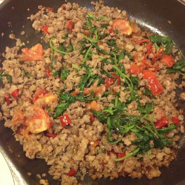 打拋豬 : Annivia Chiu一起做