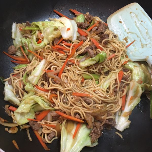 經典台式肉絲炒麵(超好吃) : 郭美華一起做