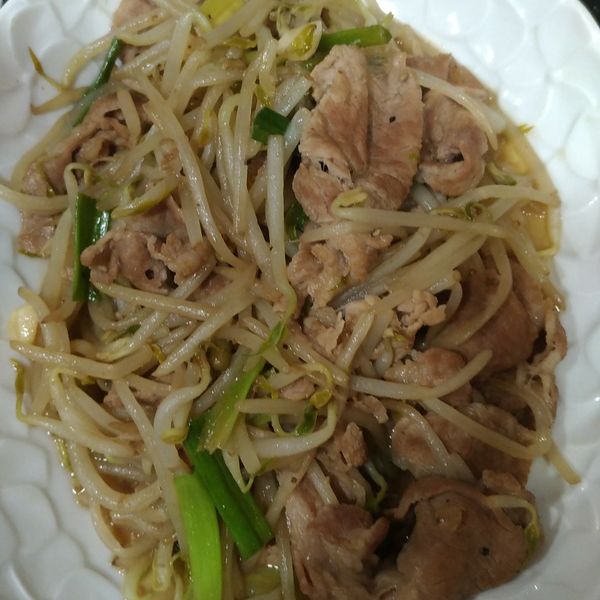 ［減醣］黑胡椒豆芽菜炒肉片：Verna Chen 一起做