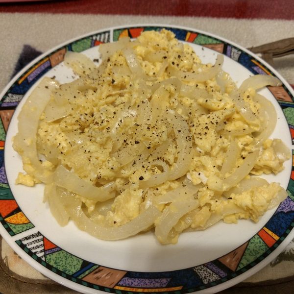 #58 洋蔥炒蛋 【阿紘ㄟ灶咖】：小星 一起做