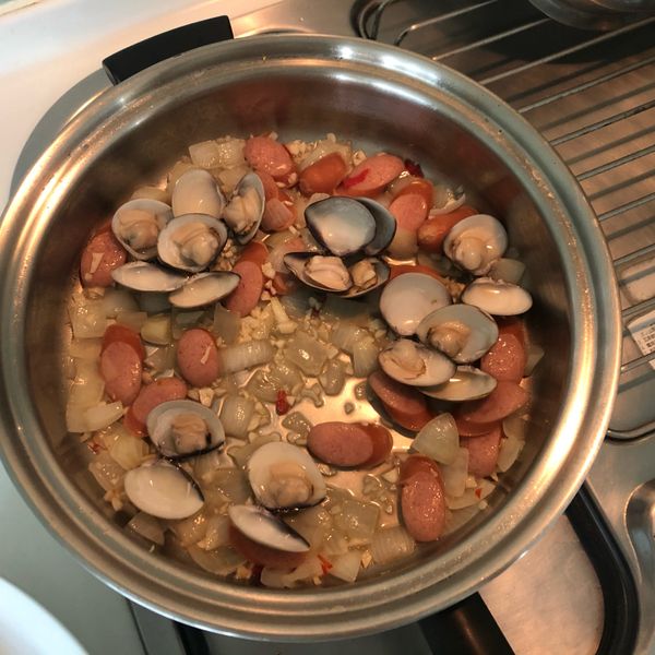 德式香腸蒜香炒蛤蜊 : csdiary一起做