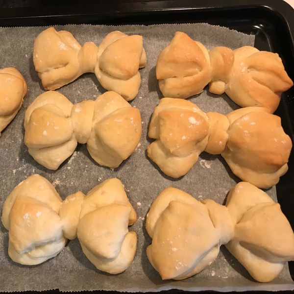 蝴蝶結麵包 : 心惠一起做