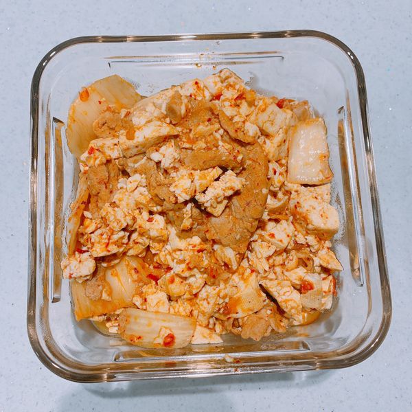 歐爸愛的：韓式泡菜豬肉燴豆腐 : 煮到燒起來一起做
