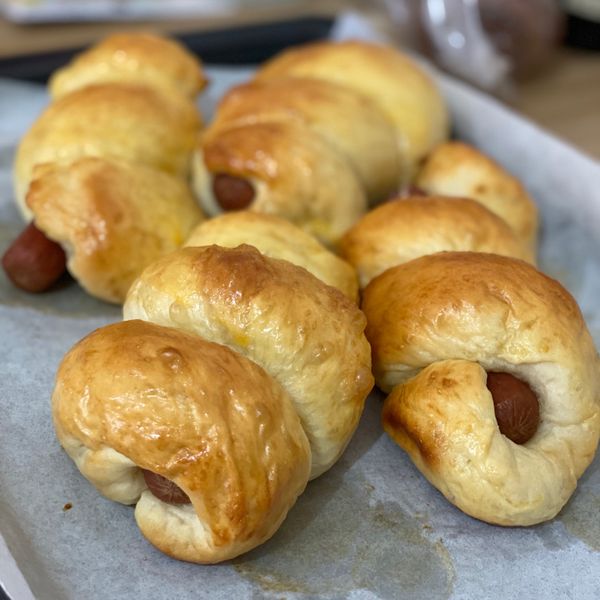 腸仔包 【手搓麵糰 直接法】：Suet Mandy 一起做