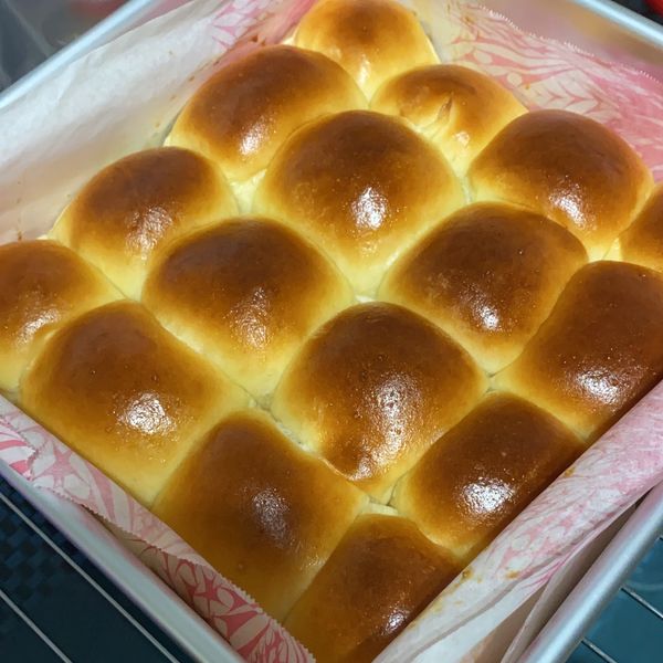 鬆軟香濃奶油小餐包 【手搓麵糰 直接法】：Yukting Yuen 一起做