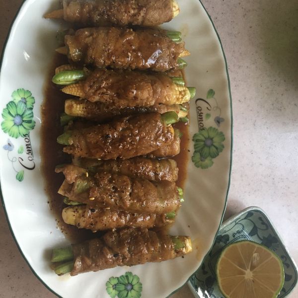 玉米筍肉捲：hii 一起做