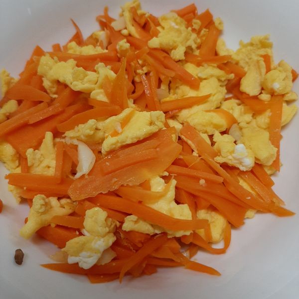 紅蘿蔔炒蛋 : Lynn Ling一起做