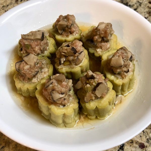 美味苦瓜鑲肉 : Angela一起做