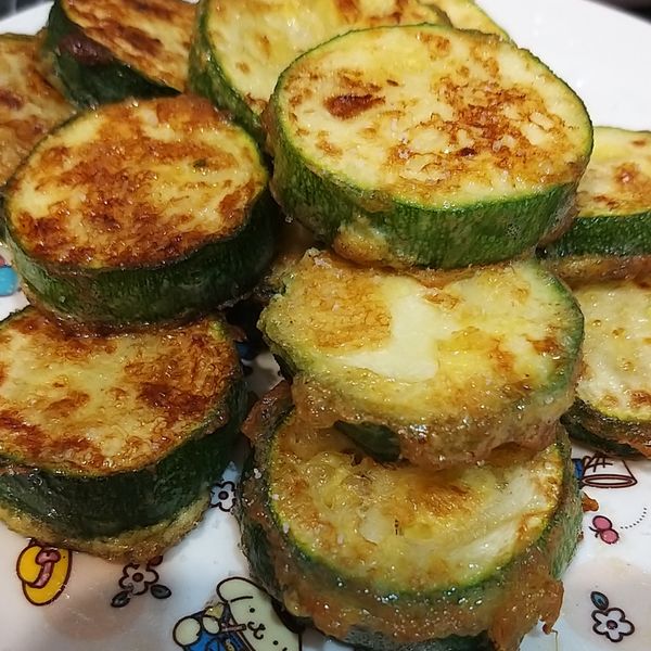 懶人零失手蛋液煎節瓜 : 彤一起做