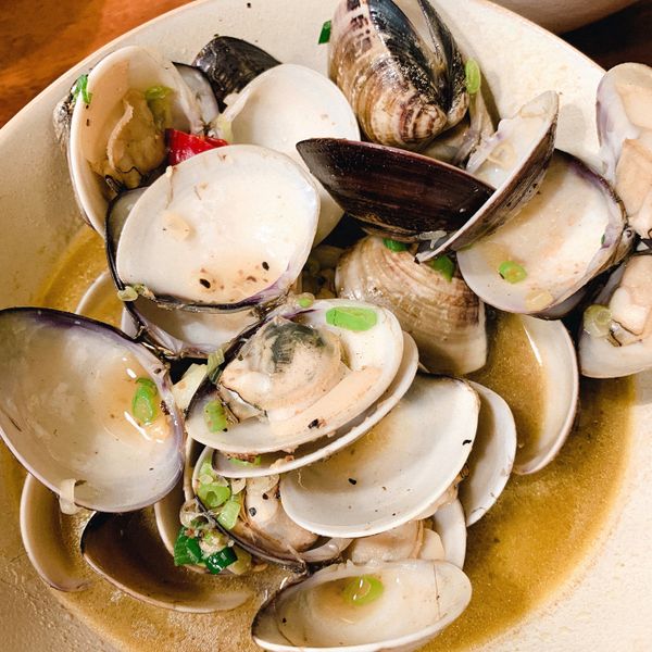 深夜食堂的定番料理～酒蒸蛤蜊：Eria Lu 一起做