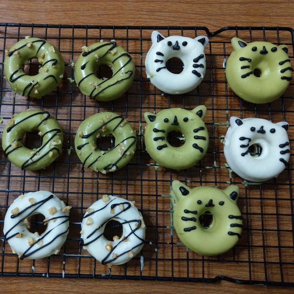 鬆軟綿密甜甜圈 : 葉雛菊一起做