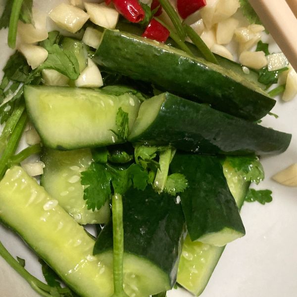 涼拌香菜小黃瓜：Nicole Leung 一起做