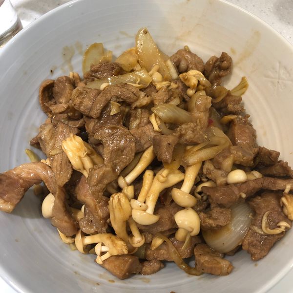 黑胡椒豬柳：Claire 一起做