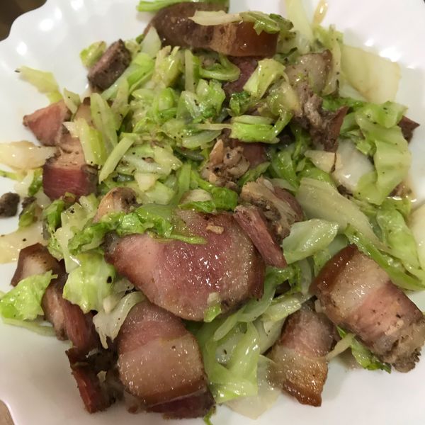 客家鹹豬肉炒高麗菜 : 廚房實驗室一起做