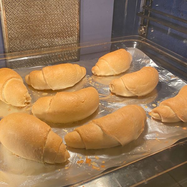 鹽可頌 海鹽奶油卷 : 小CK吃飯啦🥣一起做