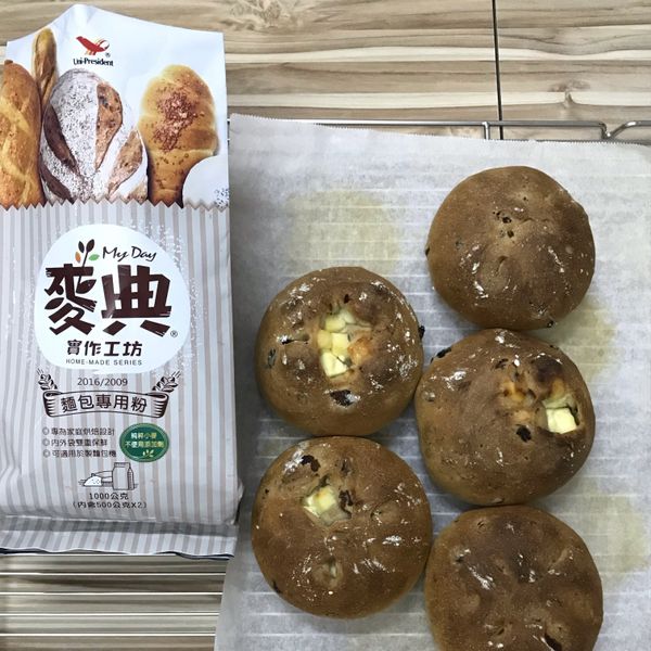 蔓越莓乳酪【麥典實作工坊麵包專用粉】：魏婉婷 一起做