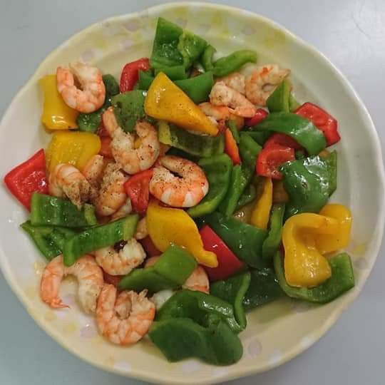 彩椒虎蝦仁:☆芳芳兒☆ 一起做