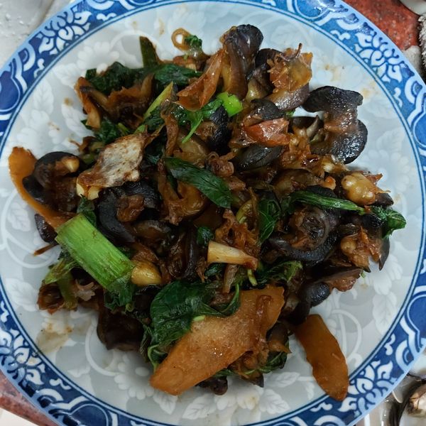 下酒菜料理『三杯炒螺肉』：劉金佩 一起做