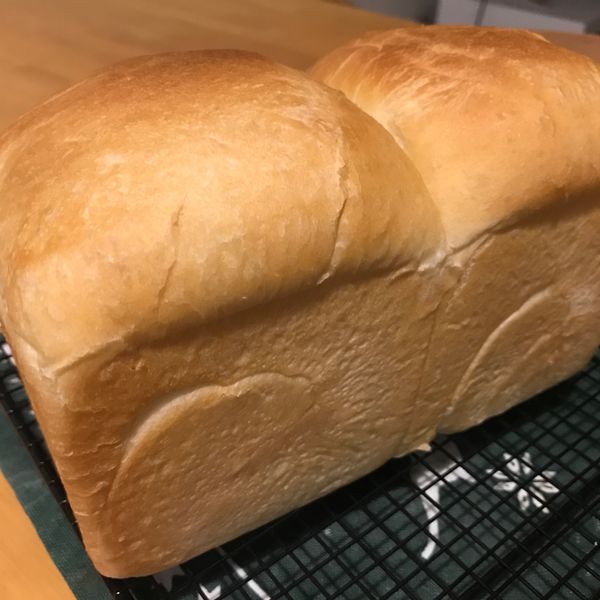 鮮奶油吐司：李佳真 一起做