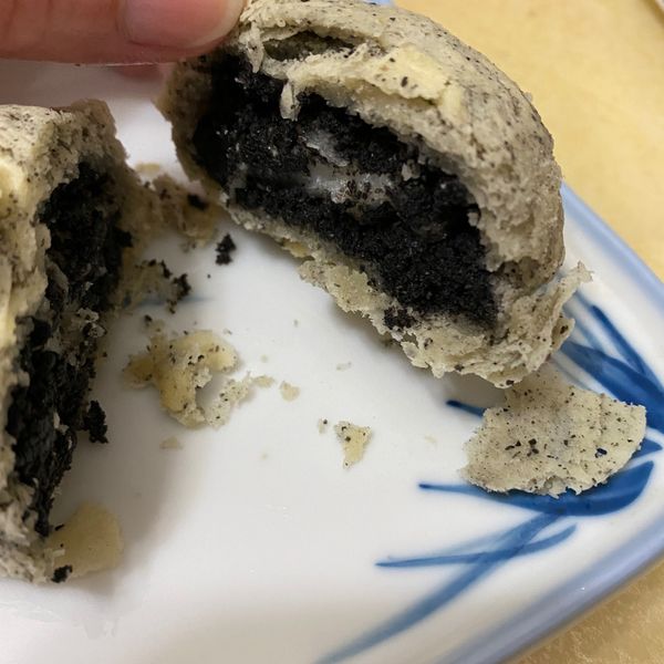 黑芝麻酥餅（麻糬夾心）🔗含影音實作連結 : 佳綺楊一起做