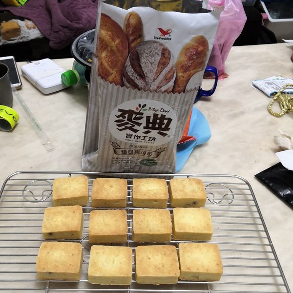 鳳梨酥【麥典實作工坊麵包專用粉】：鳳小鈴 一起做
