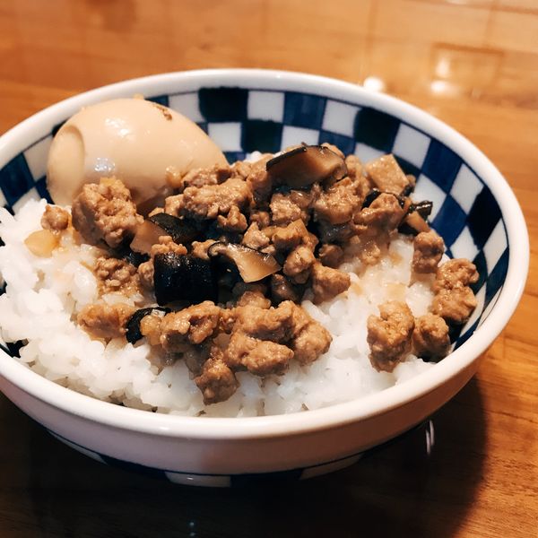 香菇肉燥 不小心把整鍋飯吃光光啦!! : 雙寶媽的烹飪日記一起做