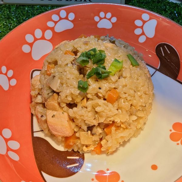 鮭魚菇菇炊飯(電鍋版) : Mimi Chen一起做