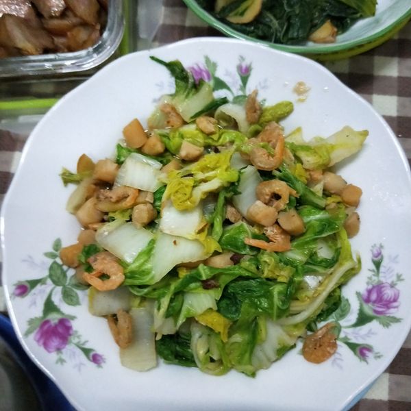 健康又快速的懶人料理：薑絲炒白菜 : Ying一起做