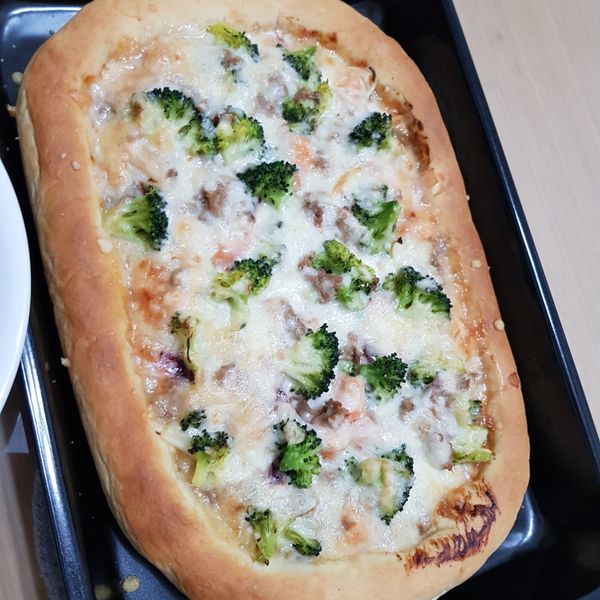 手工披薩餅皮：曹瑋華 一起做