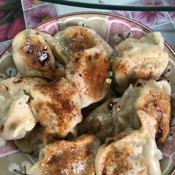 水餃變身煎餃 : Peiii一起做