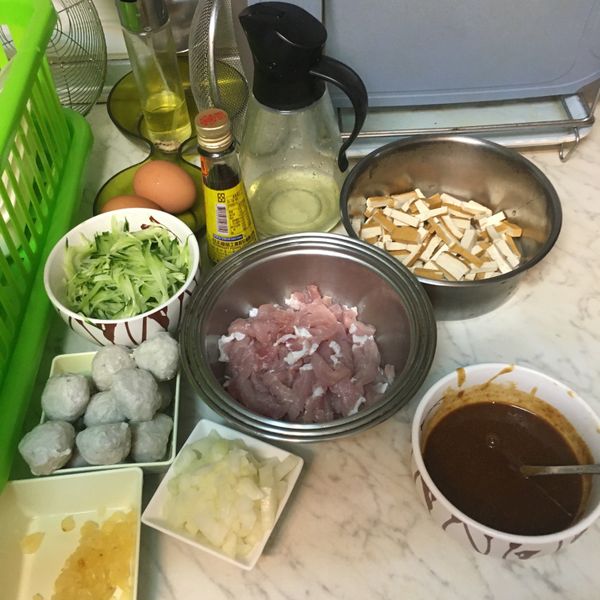 皮蛋炸醬麵：Aink 一起做