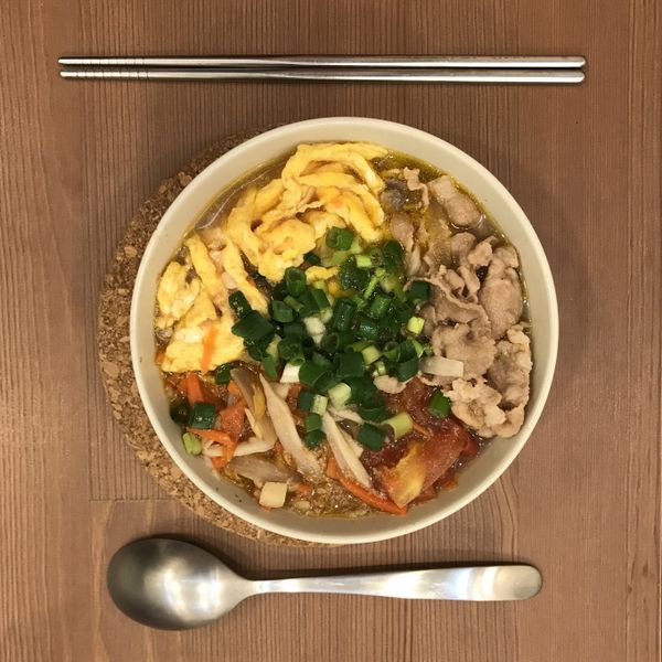 蕃茄雞蛋麵：Luna 一起做